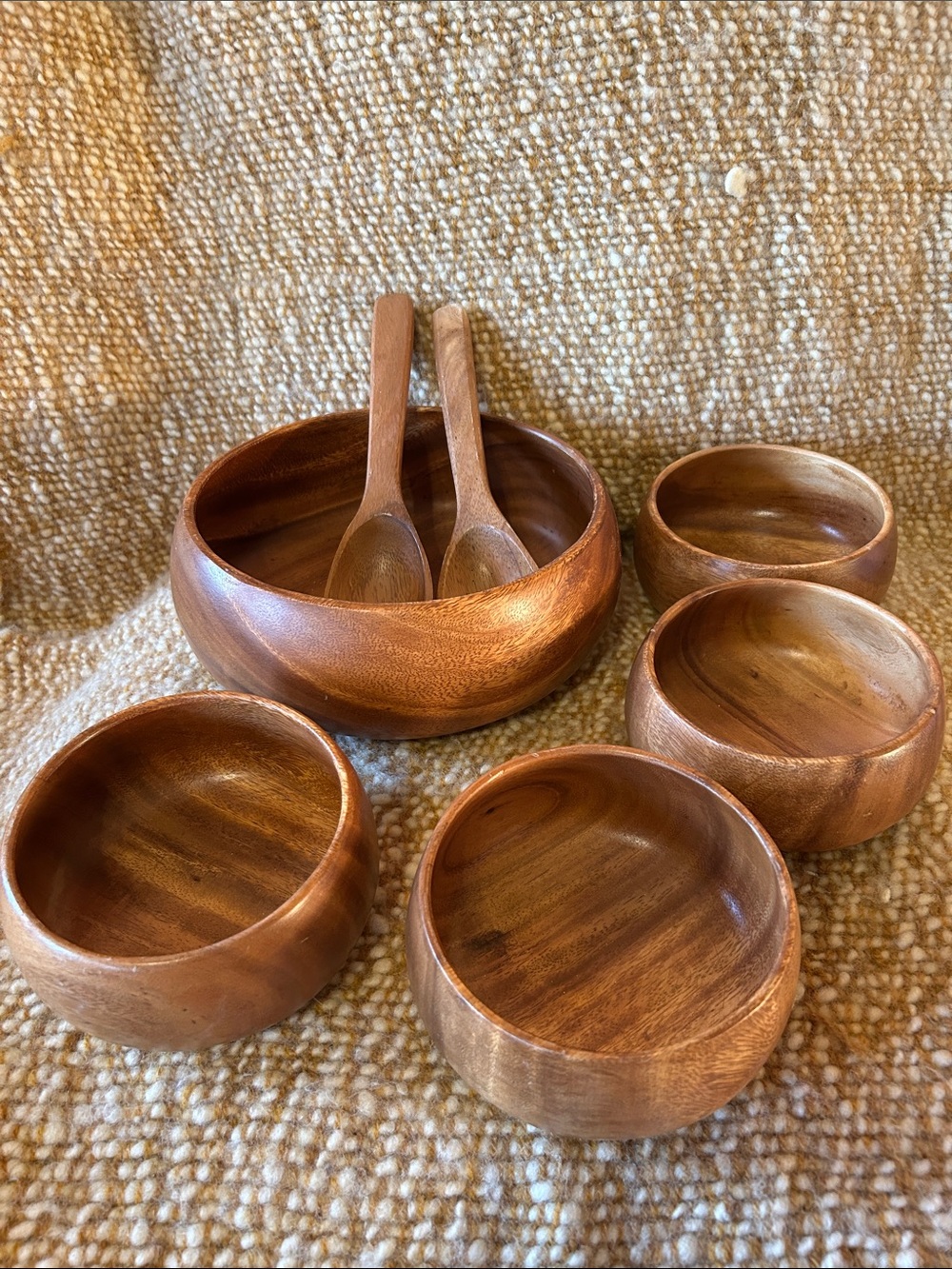 Wooden Salad Bowl Set in Warm Brown